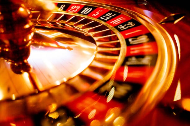 Payment flow for VCT betting: DANA, OVO, GoPay, ShopeePay, LinkAja, QRIS e-wallets and BCA, Mandiri, BRI, BNI bank transfers